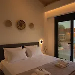 Villa Lefkira Seafront Evgiros