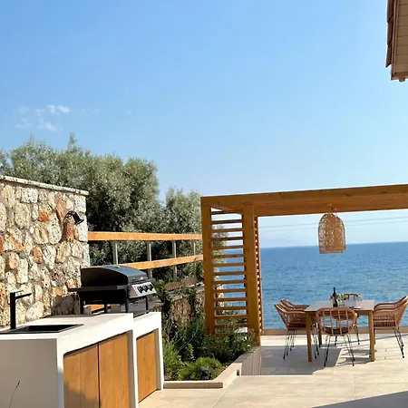 Lefkira Seafront Villa *