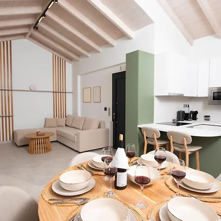 Lefkira Seafront 别墅 Evgiros